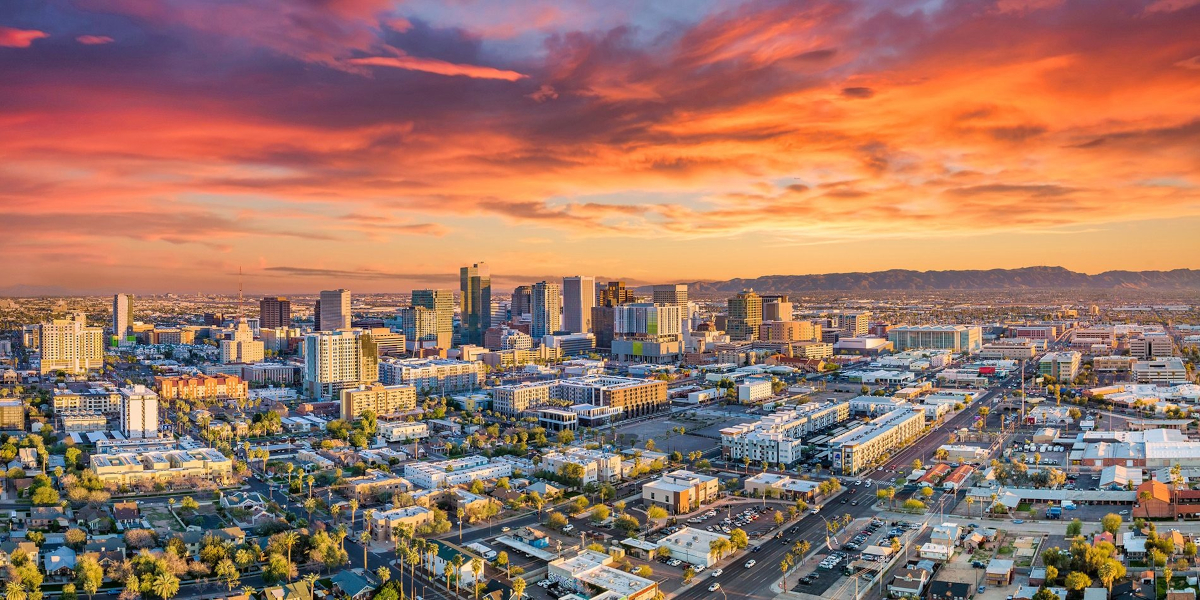 A Guide to Dating in Phoenix AZ: Find Love Under the Arizona Sun